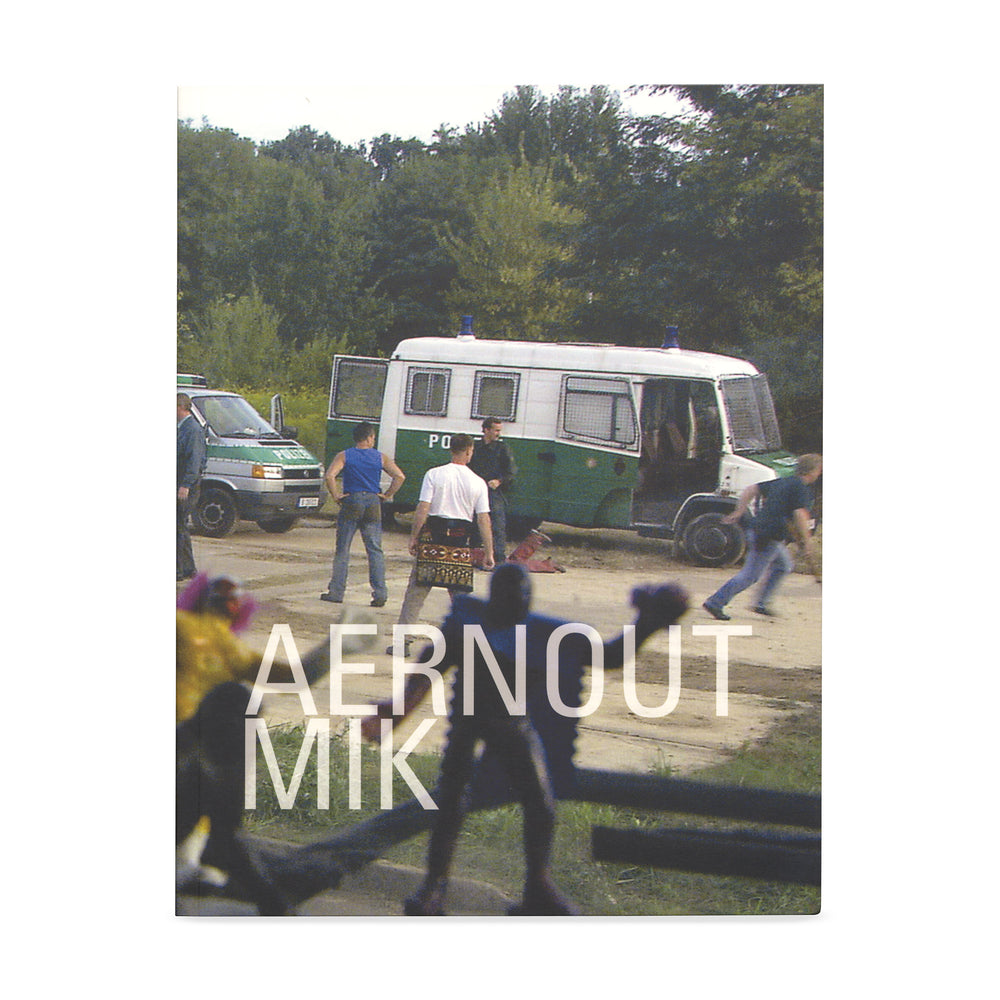 Aernout Mik – Paperback
